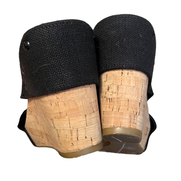 Lucky Brand cork wedges with black criss cross canvas straps - Picture 10 of 11